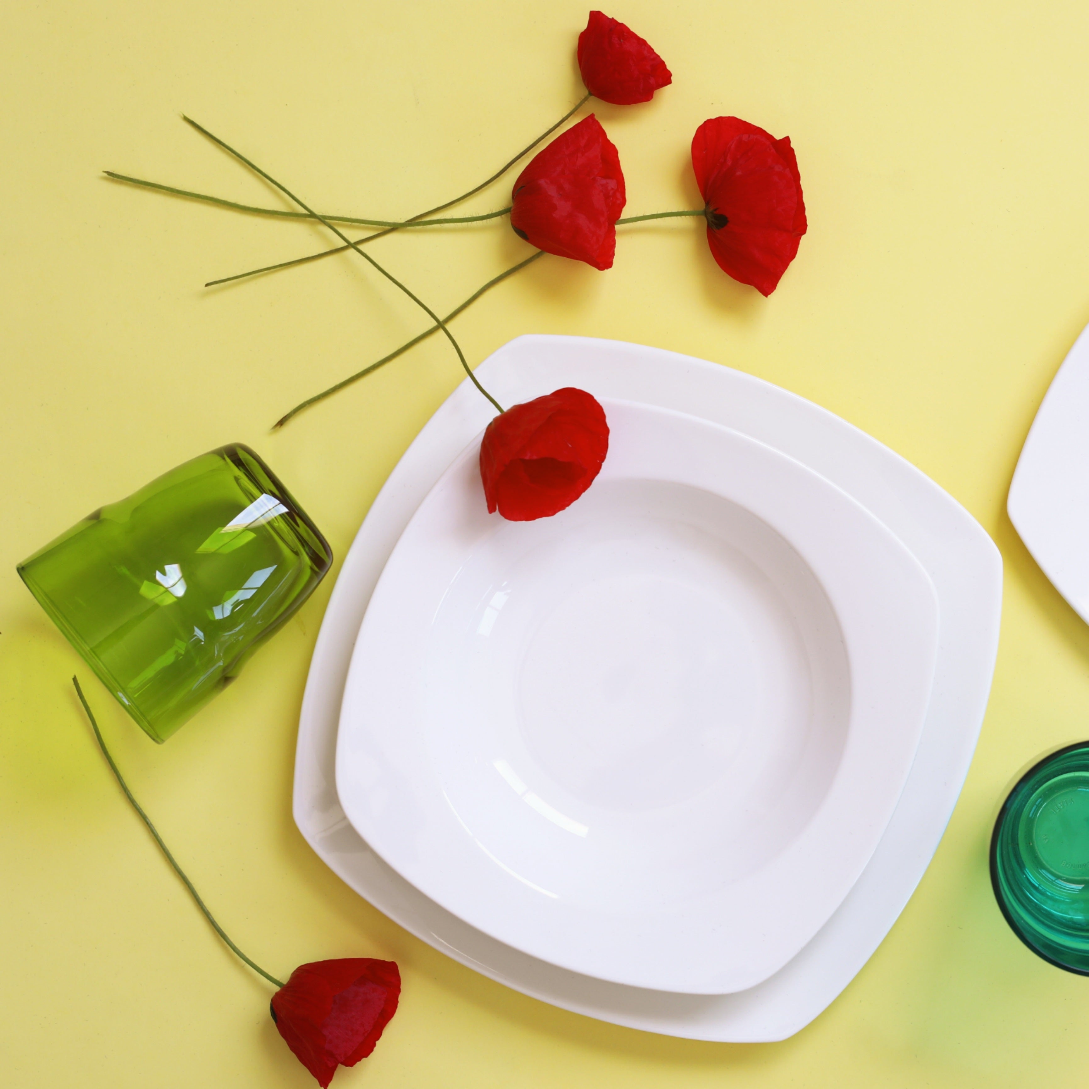 Symphony aflresco dinnerware set - 18pcs
